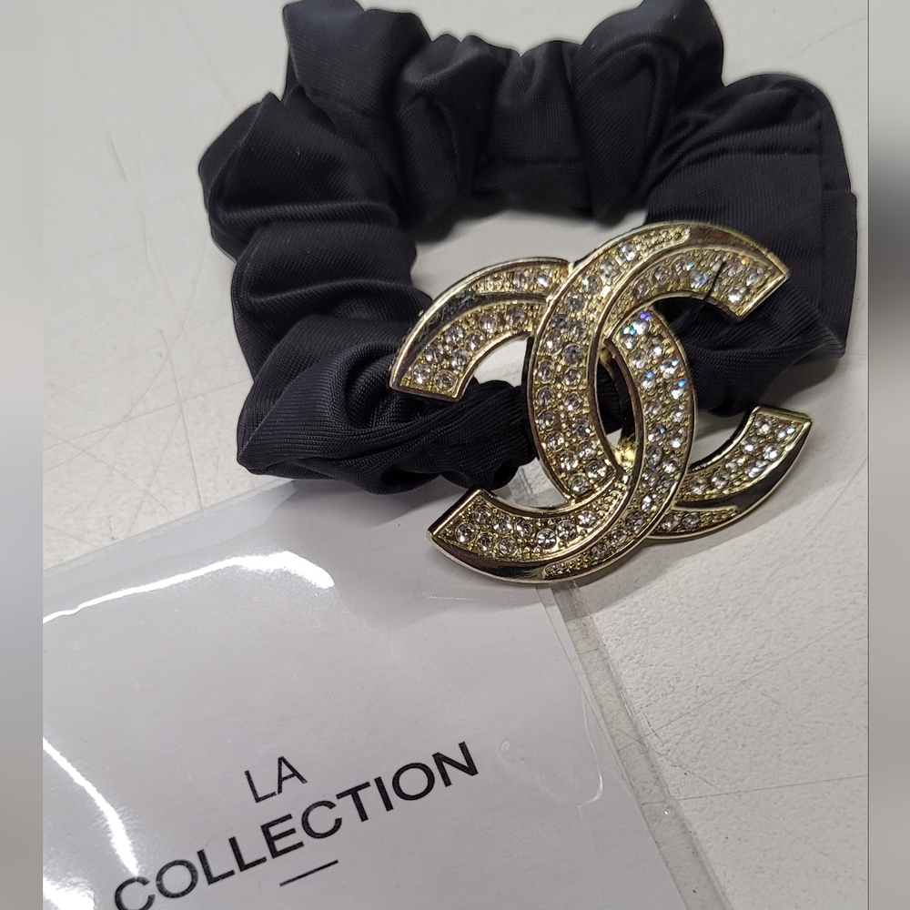 NWT Chanel Beauty Black Scrunchie With Gold CC Logo Novelty Hair Accessories